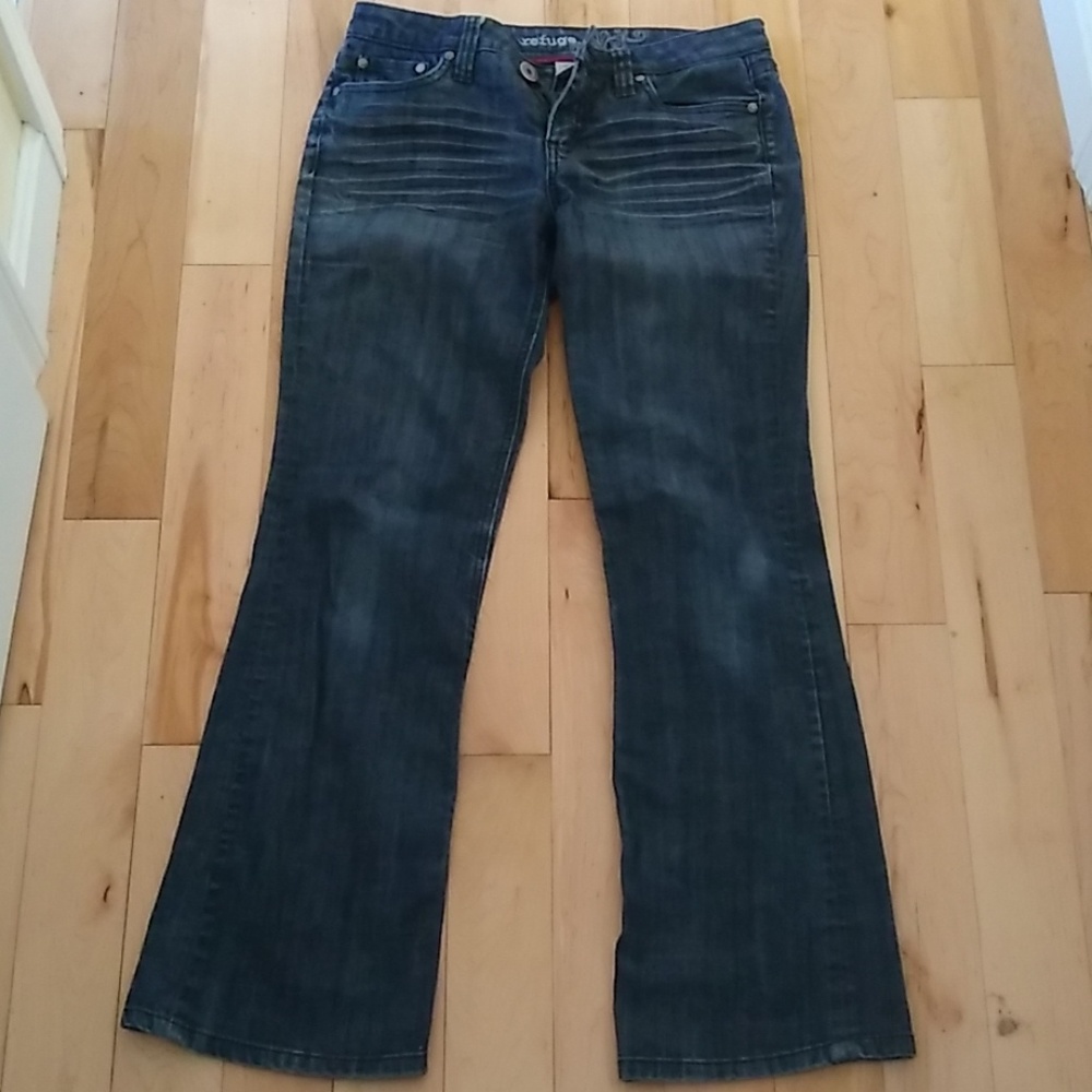 Refuge jeans. Size 9R